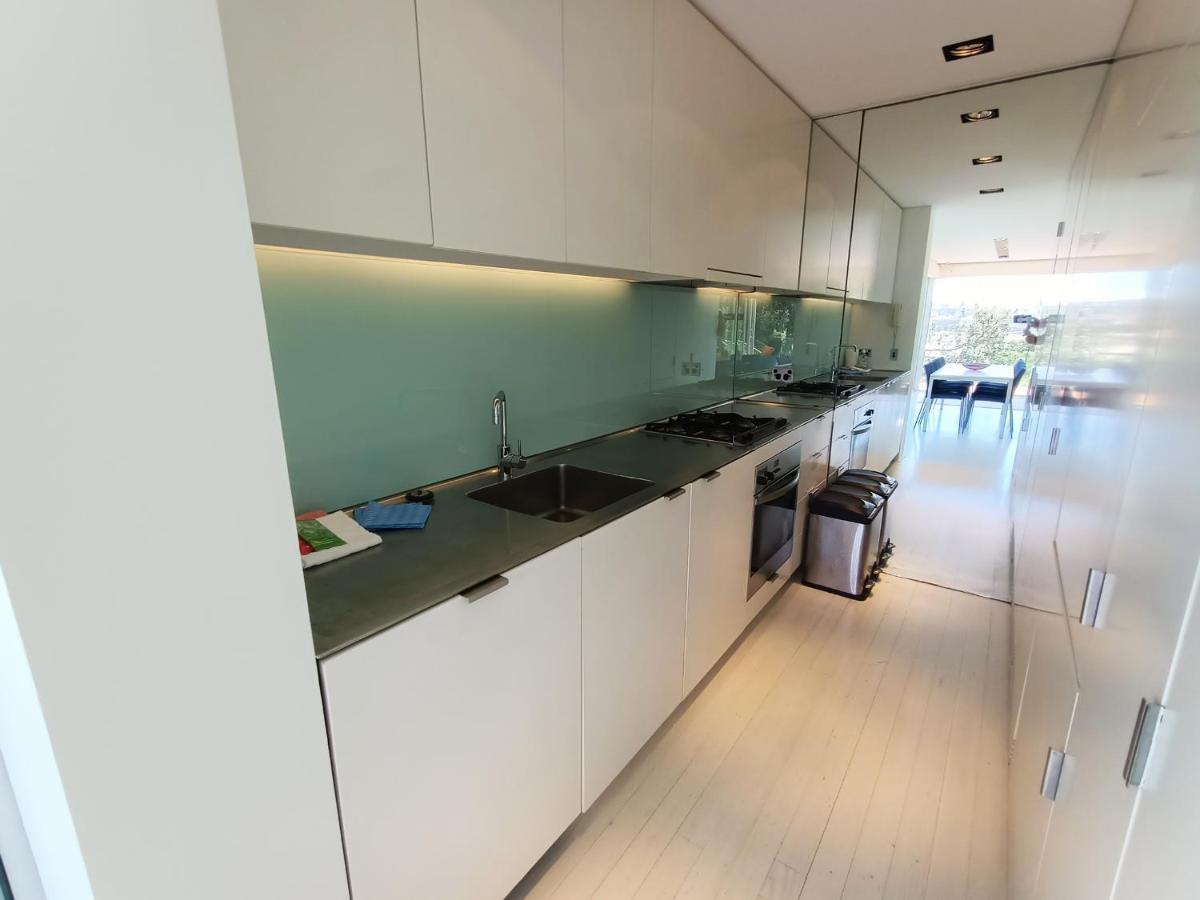 Apartment Beachside Living At Its Best! Bondi